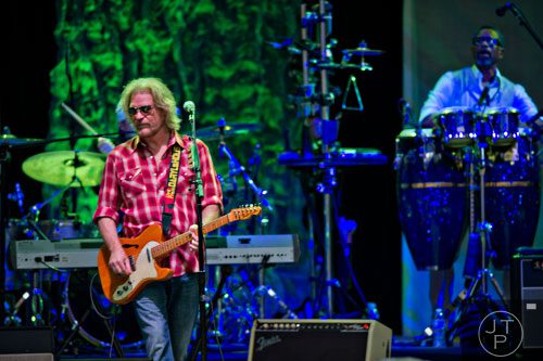 Daryl Hall performs on stage at Chastain Park Amphitheatre in Atlanta on Sunday, June 15, 2014.   