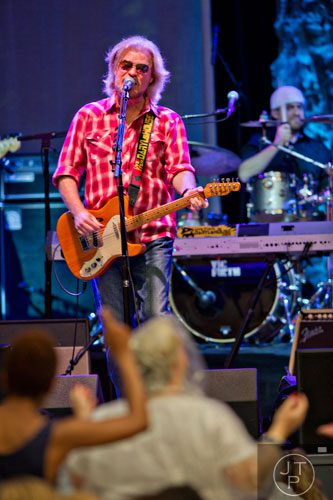 Daryl Hall performs on stage at Chastain Park Amphitheatre in Atlanta on Sunday, June 15, 2014.   