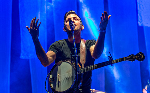 Scott Avett performs during the Shaky Knees Music Festival at Central Park in Atlanta on Saturday, May 9, 2015. 
