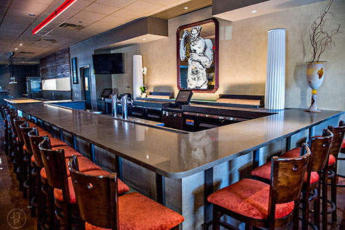 The lounge and bar area at Il Gaillo in Sandy Springs.