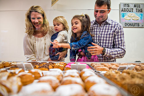 DaVinci's Donuts in Alpharetta on Sunday, October 4, 2015.