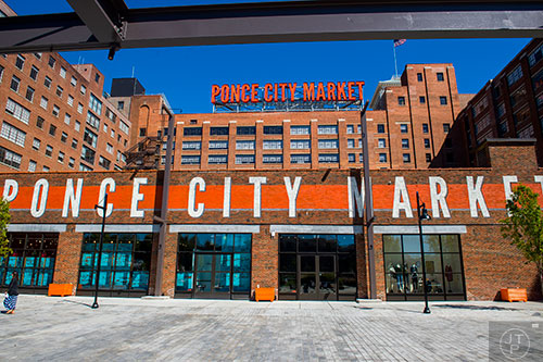 Ponce City Market has some fresh food offerings over the weekend including Hop's Chicken, H&F Burger and Farm to Ladle.