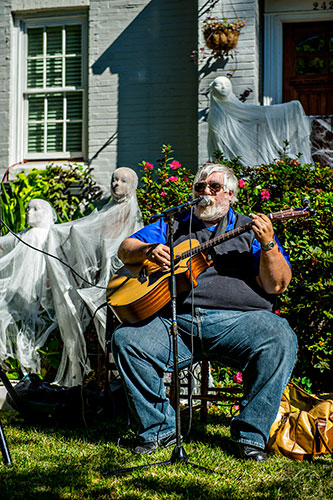 David Leinweber performs during the Oakhurst Porch Fest on Sunday.