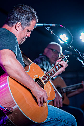 Sister Hazel's Ken Block and Drew Copeland perform during the Wire & Wood Songwriters Festival in Alpharetta on Saturday, October 8, 2016.